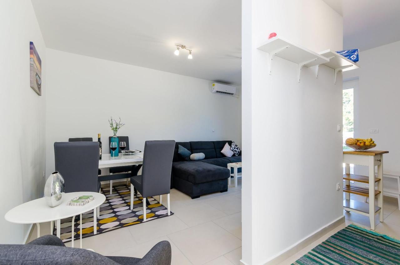 Holiday Home Barbara Ston Εξωτερικό φωτογραφία